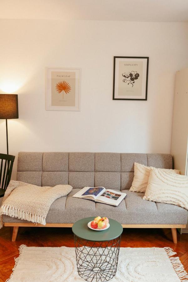 Chmielna - 250M Od Zlotych Tarasow, 350M Od Dworca Centralnego - Wifi - Smart Tv 55 Cali - Better Rental Warszawa Eksteriør billede
