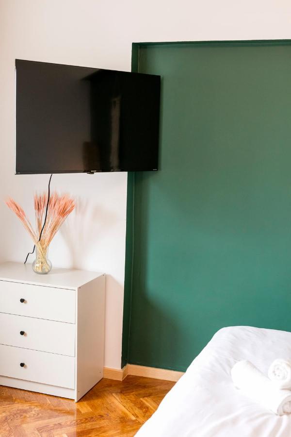 Chmielna - 250M Od Zlotych Tarasow, 350M Od Dworca Centralnego - Wifi - Smart Tv 55 Cali - Better Rental Warszawa Eksteriør billede